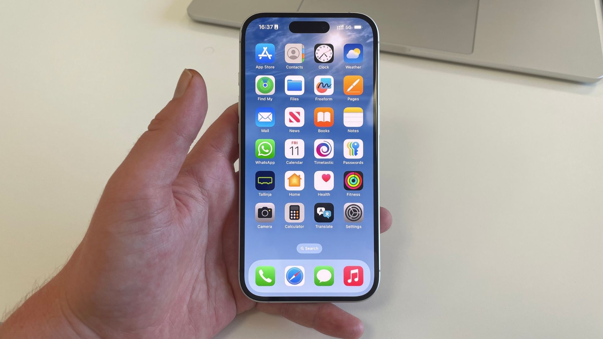 What the Apple iPhone 17 needs to do to drag me from Samsung’s claws