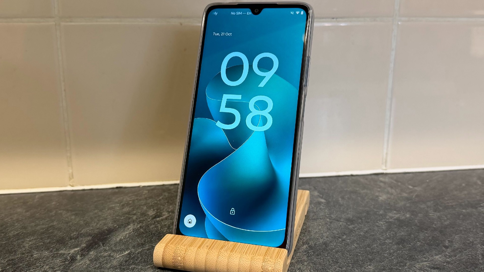 Motorola Moto G06 review – a budget Android with a gaming problem